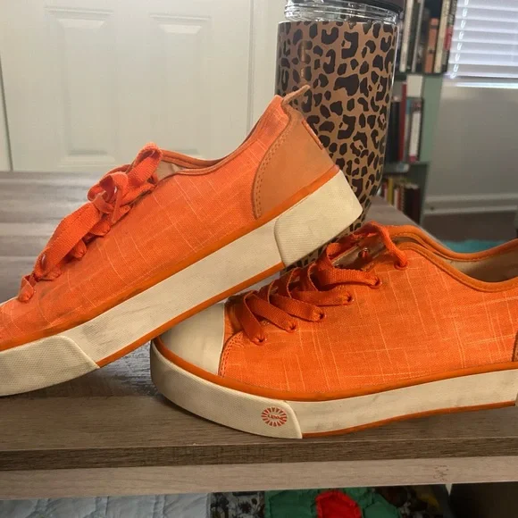 UGG Orange and Cream Sneakers - Picture 2 of 6